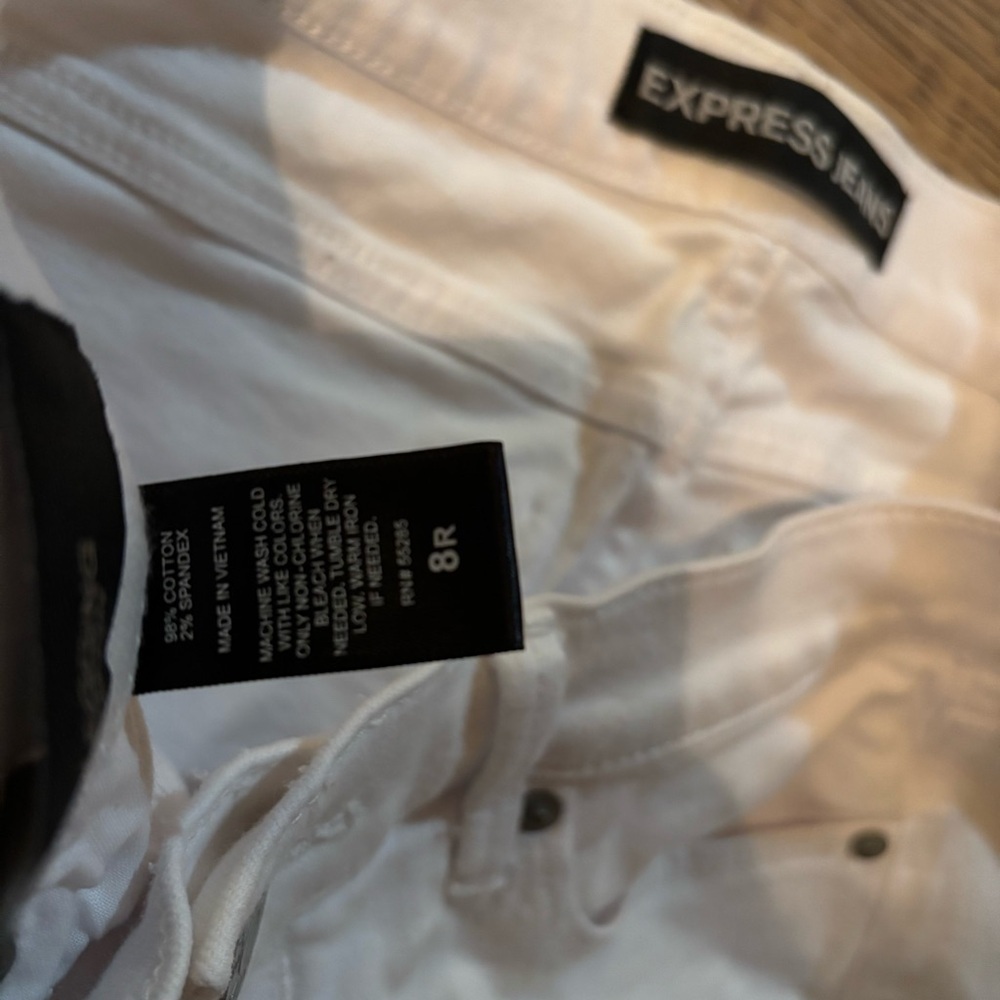 Women's White Jeans - Picture 3 of 7